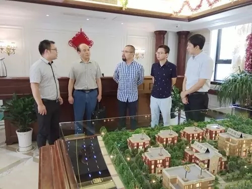 金運物業(yè)︱集團領(lǐng)導(dǎo)帶物業(yè)團隊蒞臨浦潮創(chuàng)立方參觀訪問